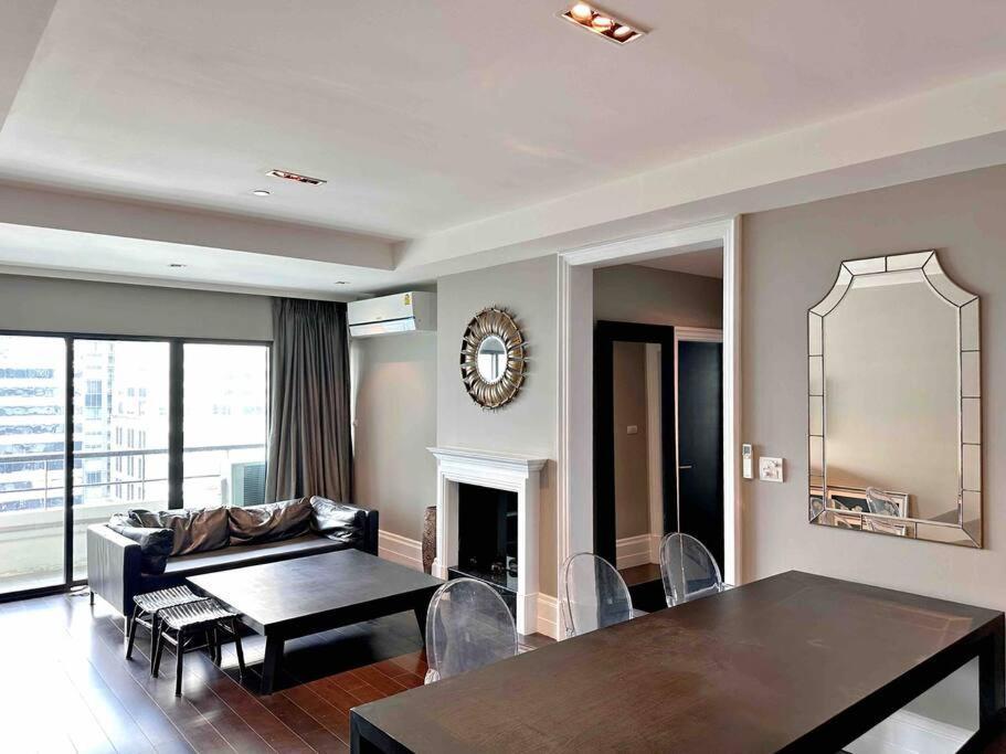 Sathorn Gardens By Ern Apartment Bangkok