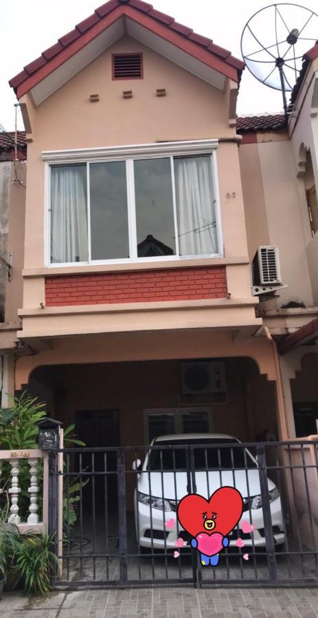 Apartment Townhouse 2 Floors @lertubon Watcharaphon Bangkok