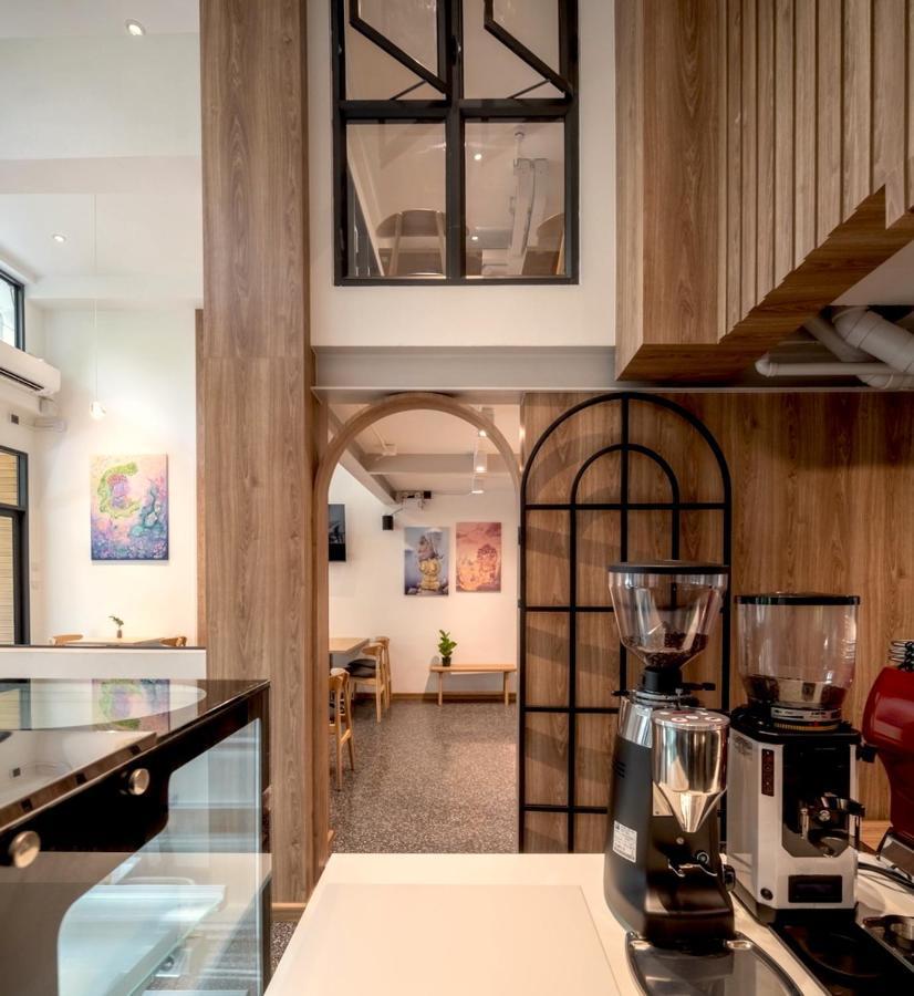 Zen Master Hotel 3*