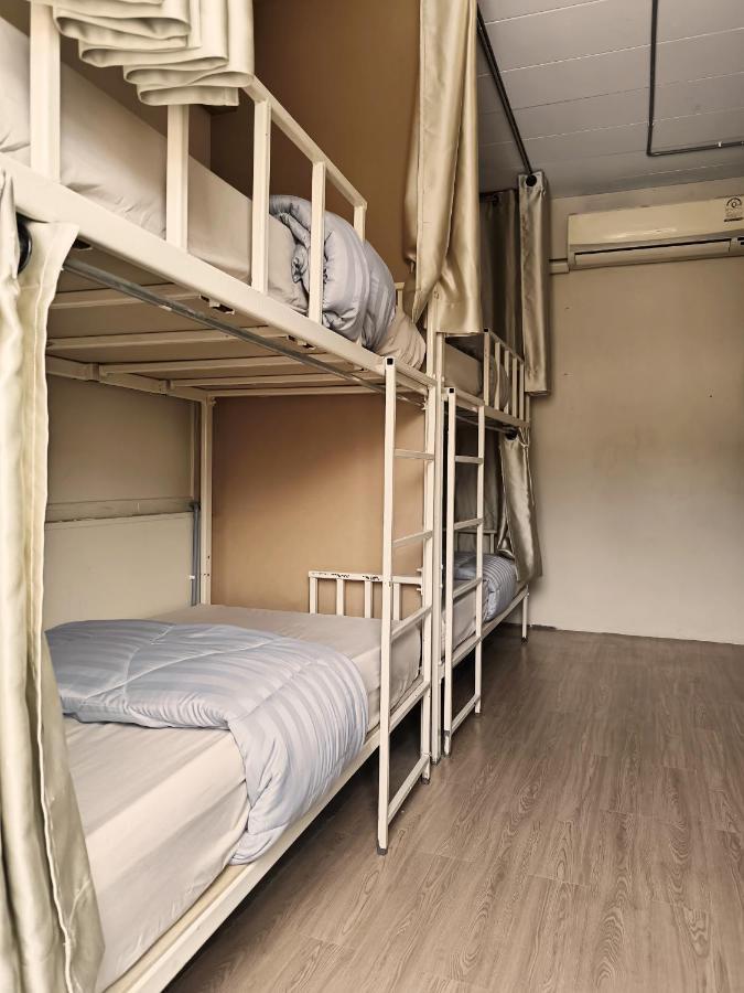 Youyen Hostel *