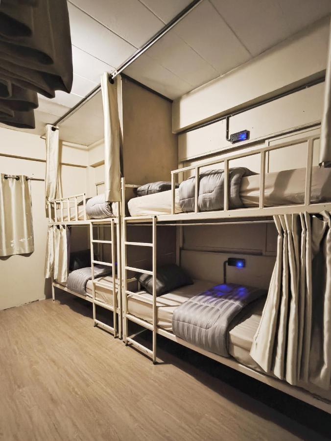 Youyen Hostel *