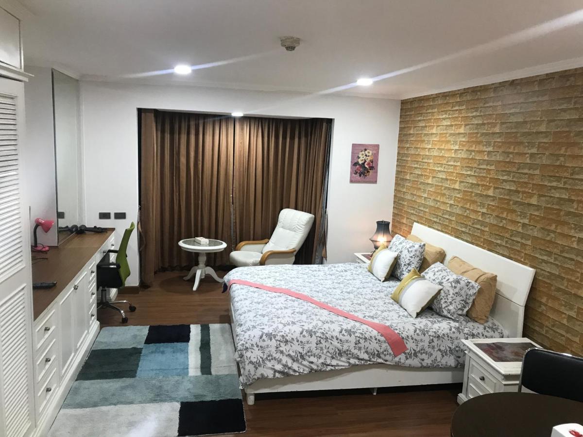 Nana Signature Bangkok