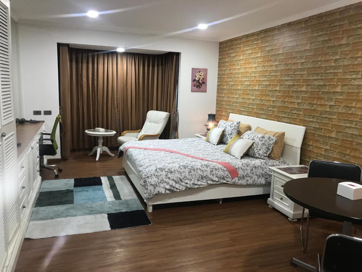 Nana Signature Apartment *