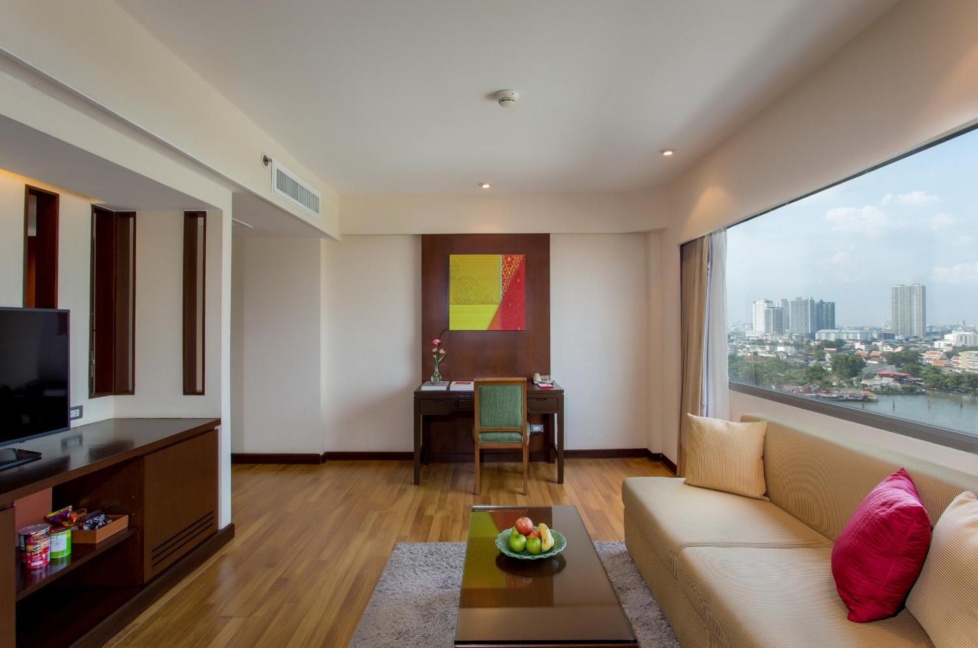Ramada Plaza By Wyndham Menam Riverside Bangkok