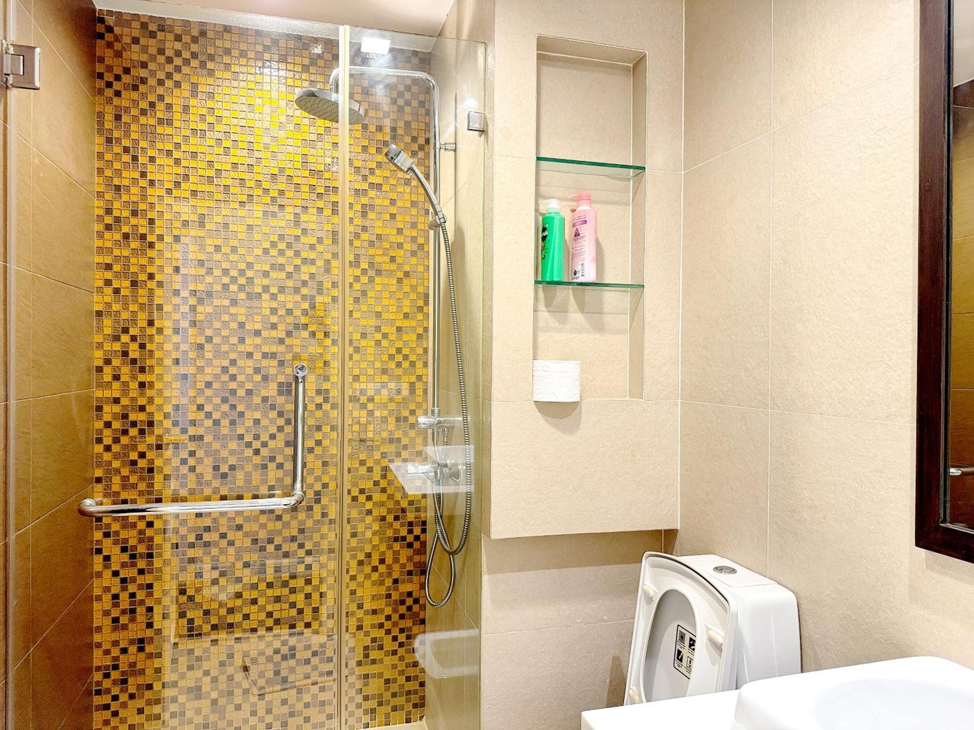 Grand Diamond Apartment