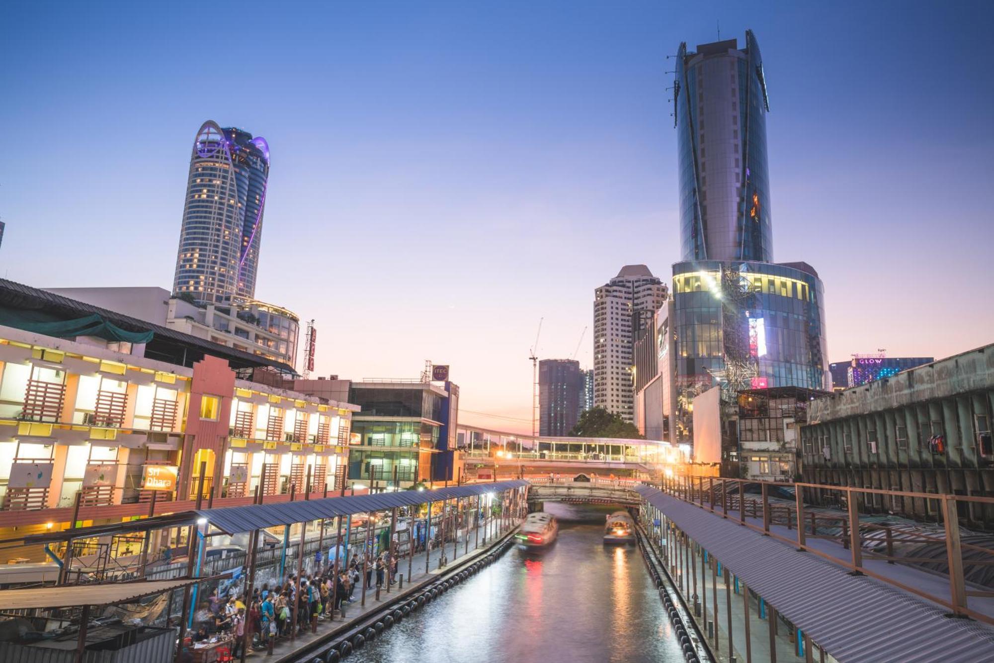 Vic 3 Bangkok