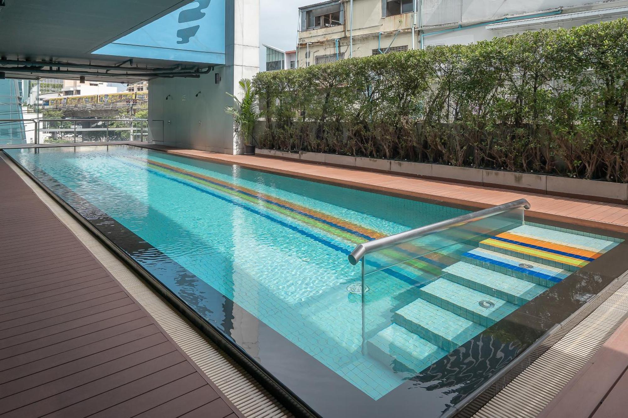 Vic 3 Hotel 4*