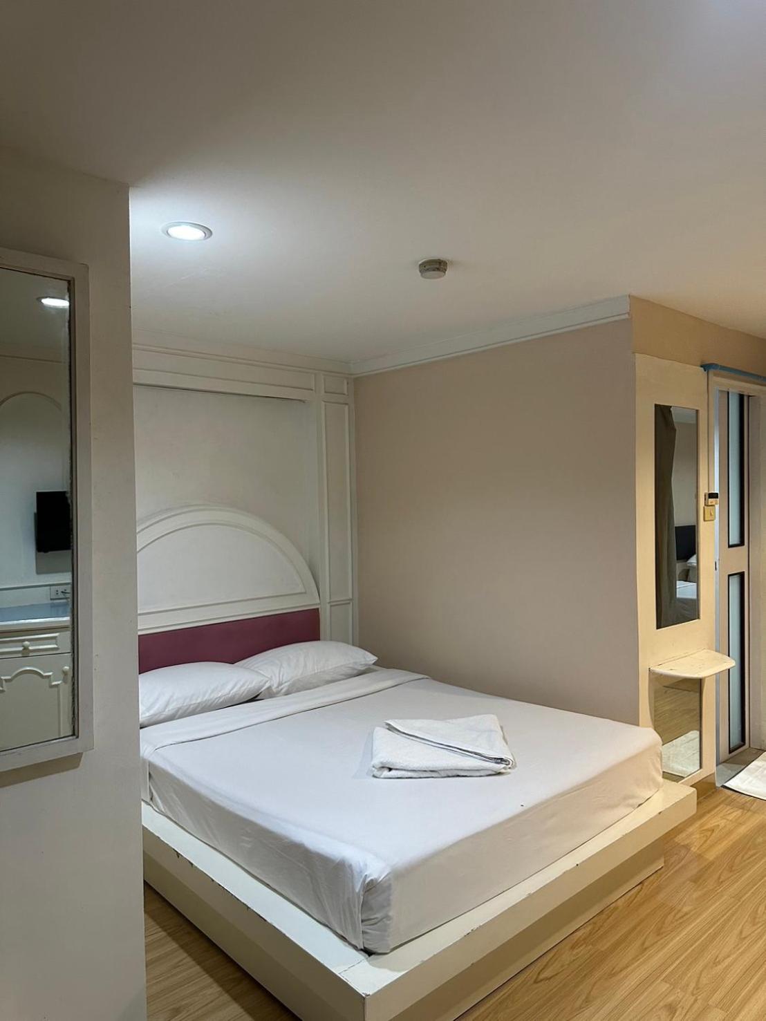 Hotel Royal Garden 3*