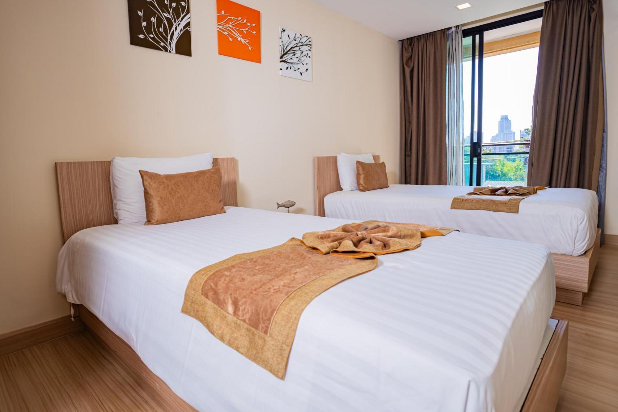 Ramada By Wyndham Ekamai Residences