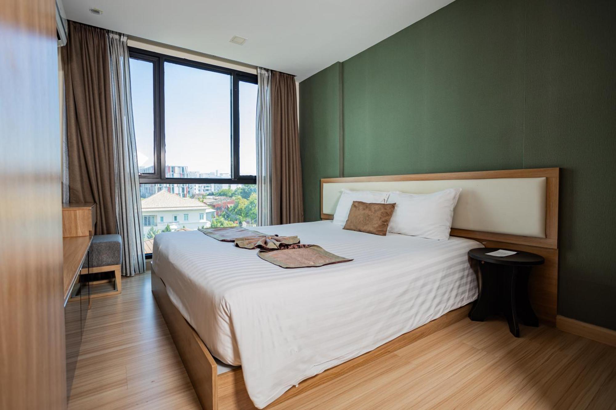 Ramada By Wyndham Ekamai Residences Aparthotel