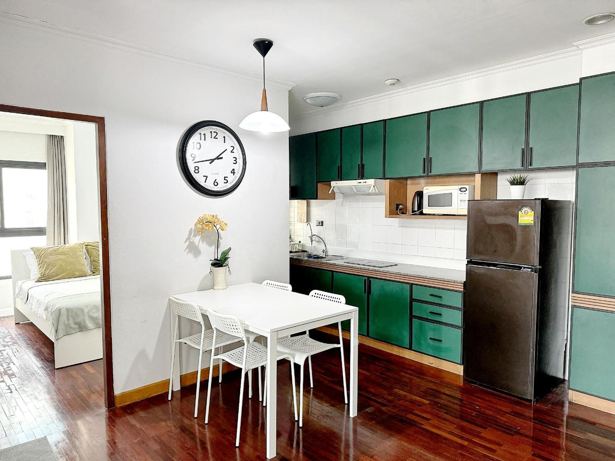 Grand Diamond Apartment