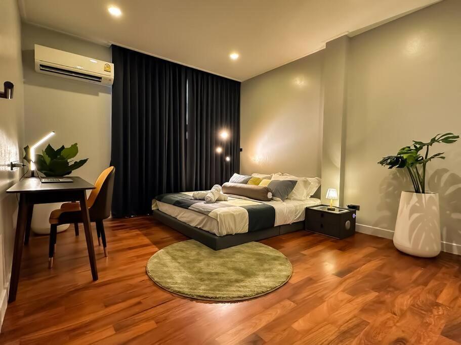 Villa 1897summer 曼谷中心7卧asok&thong Lor800平米海天别墅