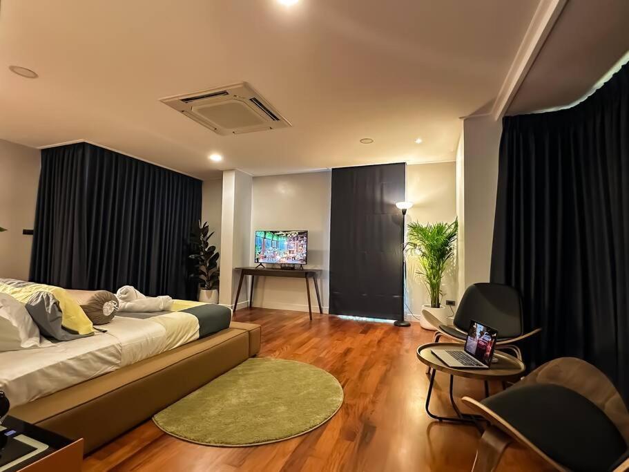1897summer 曼谷中心7卧asok&thong Lor800平米海天别墅 Villa *