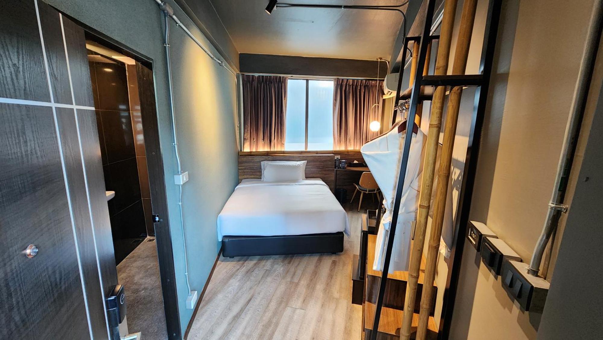 Ordinary Hotel 3*