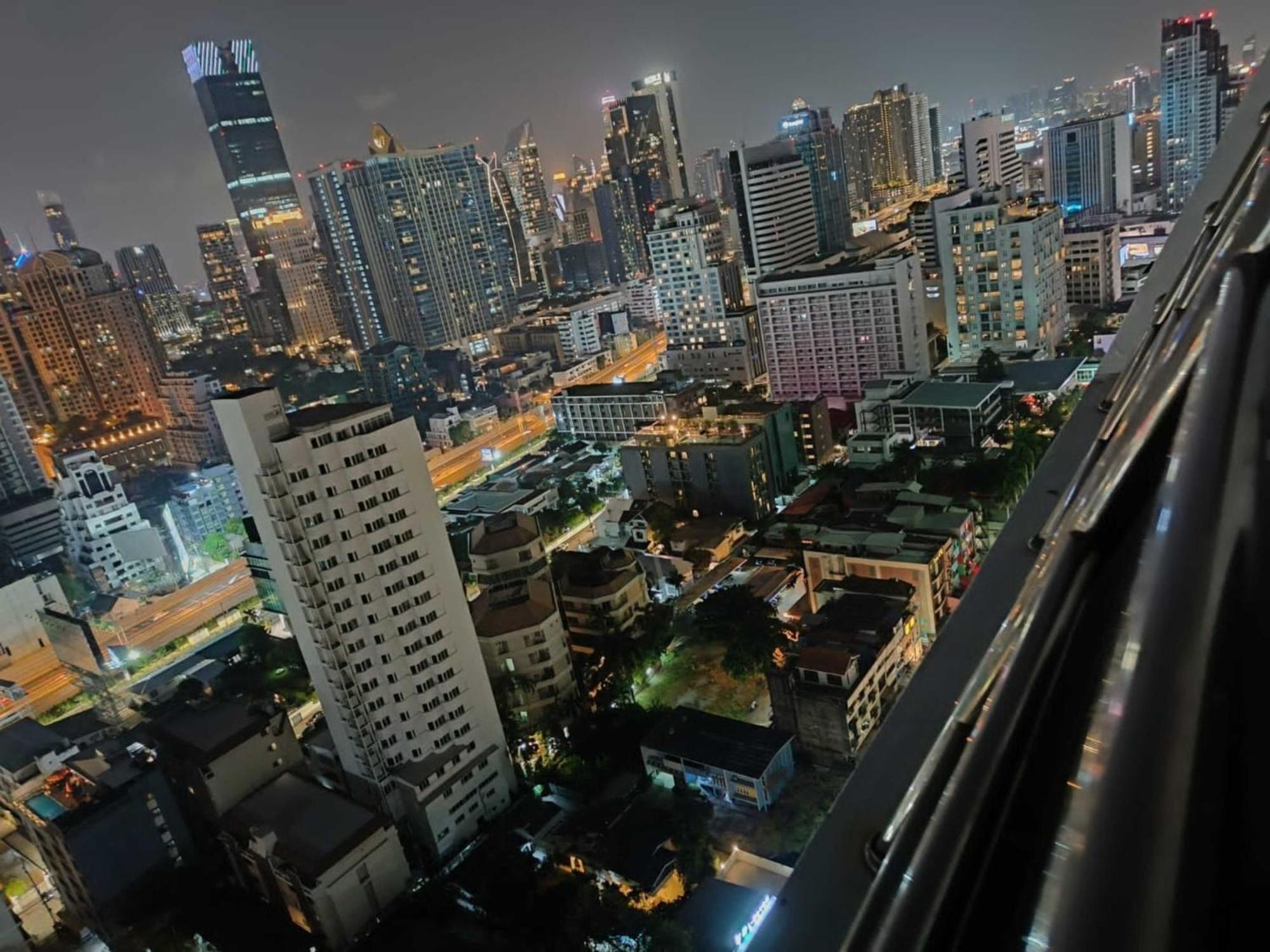 Omni Tower Sukhumvit Soi 4 Direct Apartment *