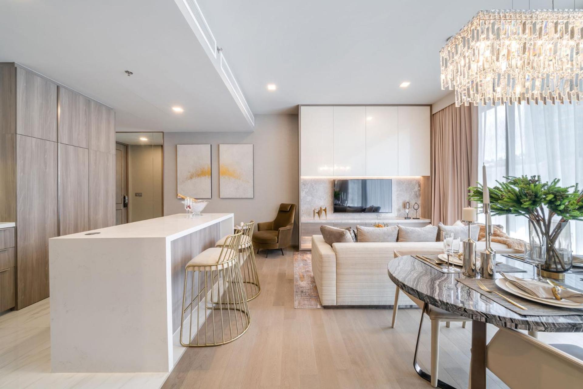 Ultra Classy Designer Central Asok Terminal 21 Apartment