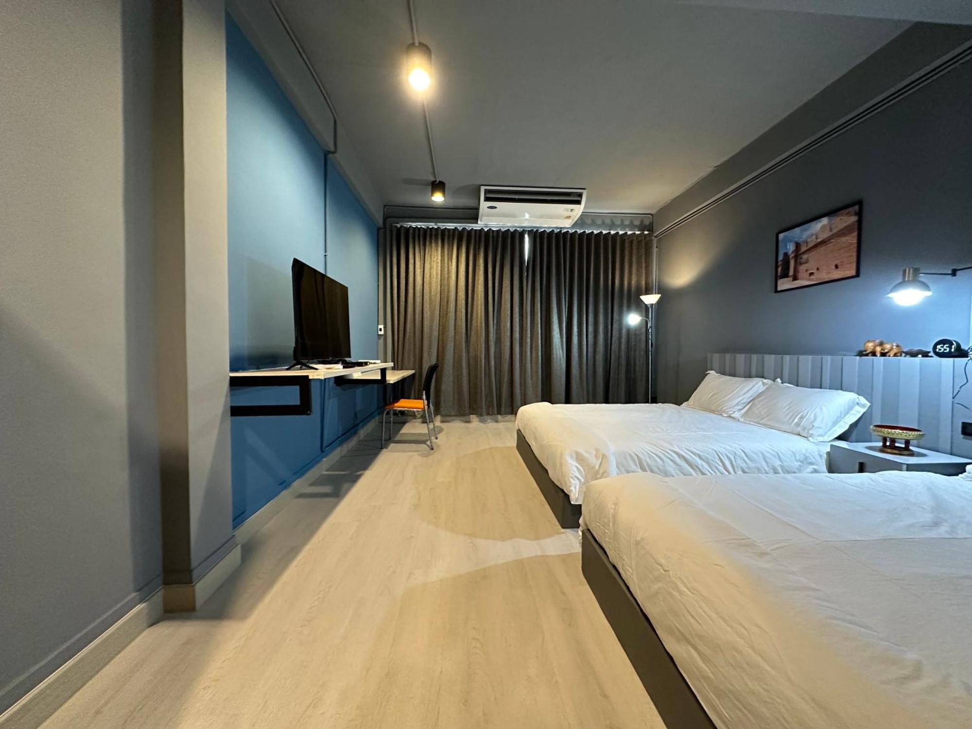 Chiangmai Vibe, House, 7 Mins To Bts, Center, Private In Sathon, Private Bathroom, Bangkok, Thailand Guest house Bangkok
