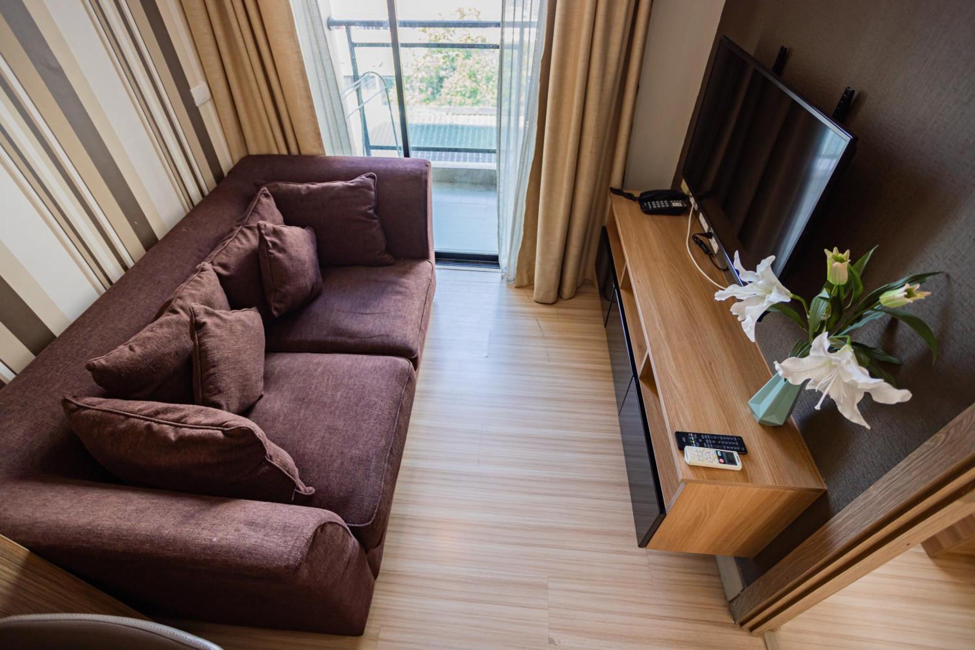 Aparthotel Ramada By Wyndham Ekamai Residences Bangkok