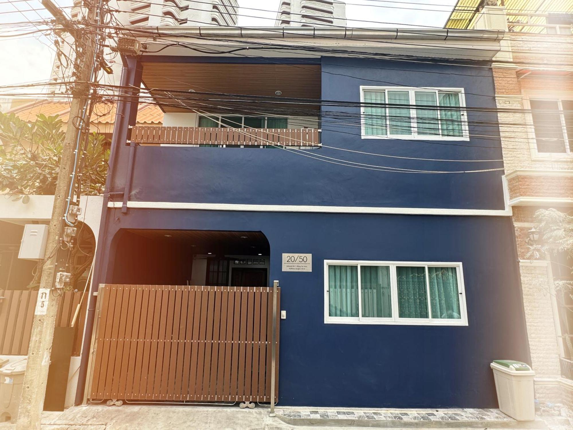 Modern - 6beds, Center, Phrom Phong Bts, Em District, Terminal 21 Villa Bangkok