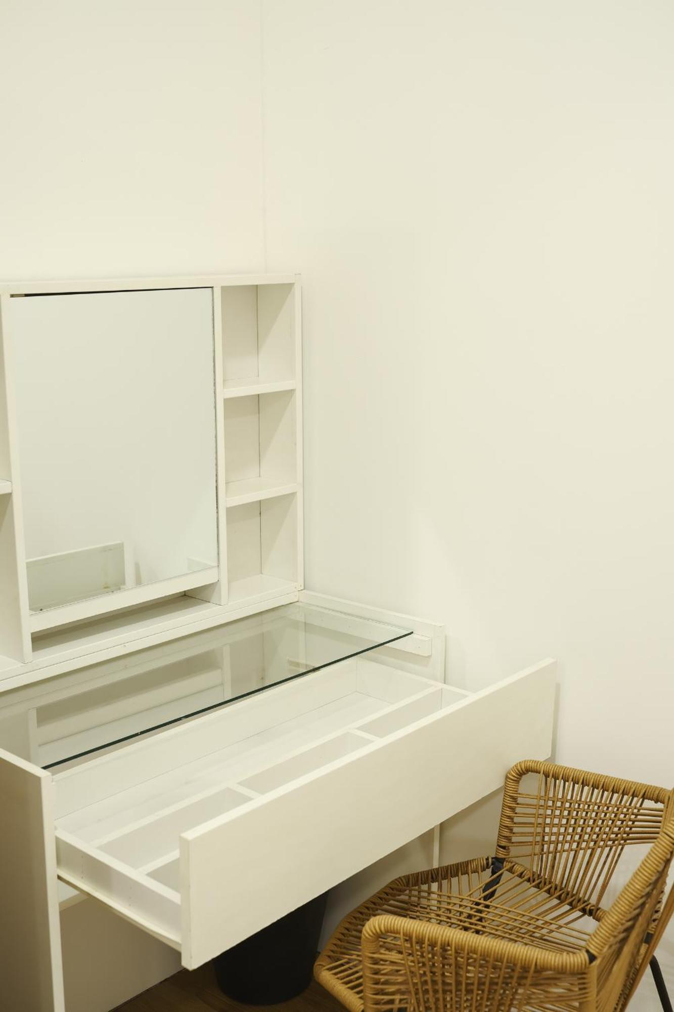 2br Stylist Rare Find China Town Appartement Bangkok