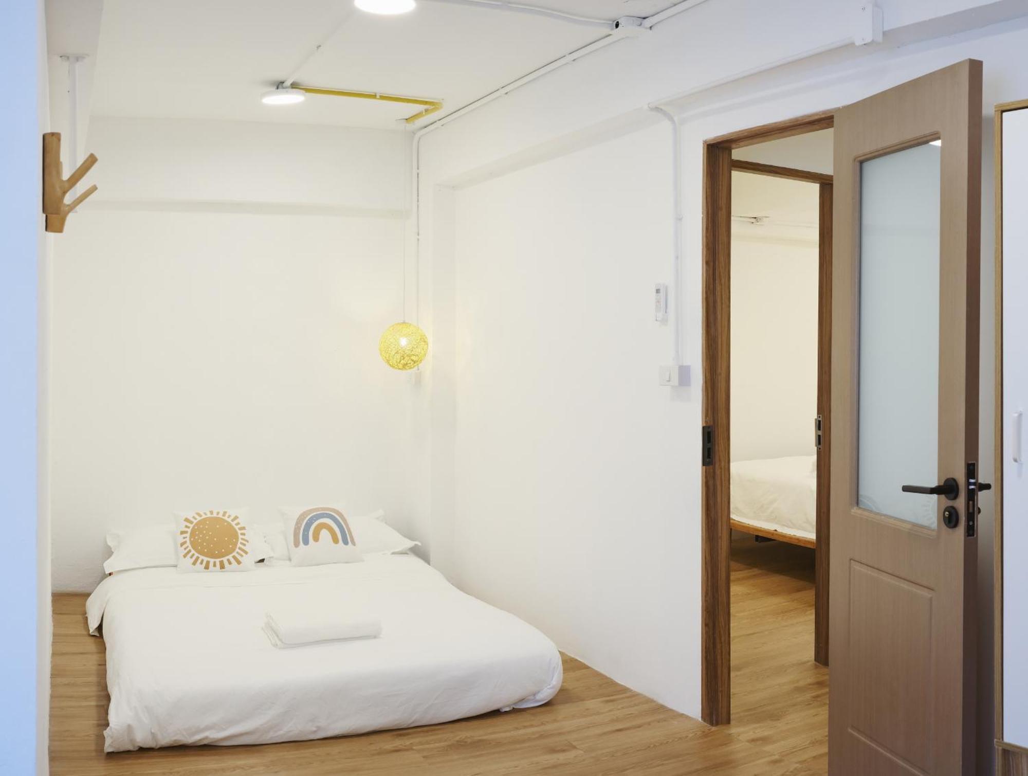 Bahay bakasyunan Secret House In China Town 2br. Rare Find