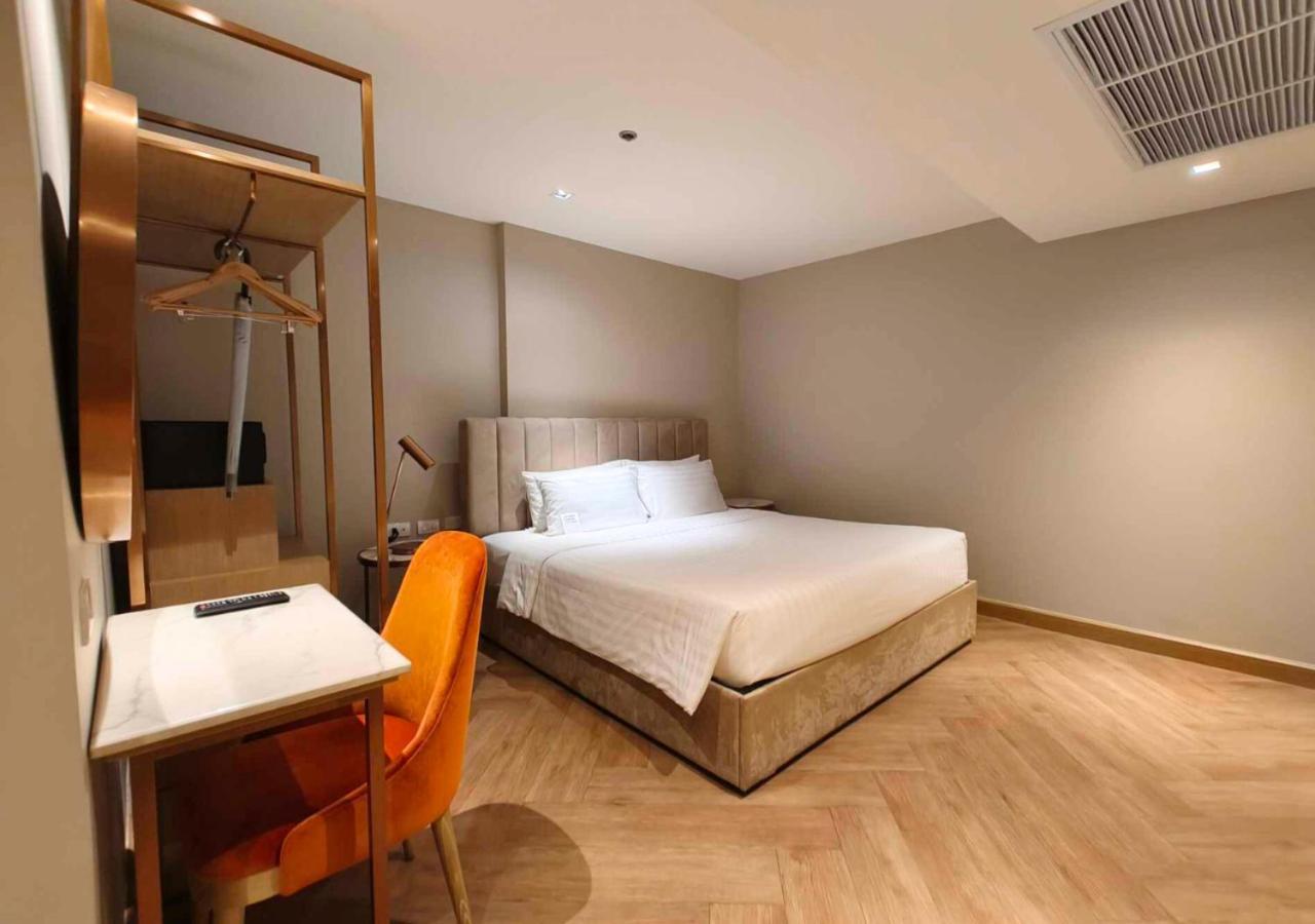 Away Riverside Kene Hotel 4*