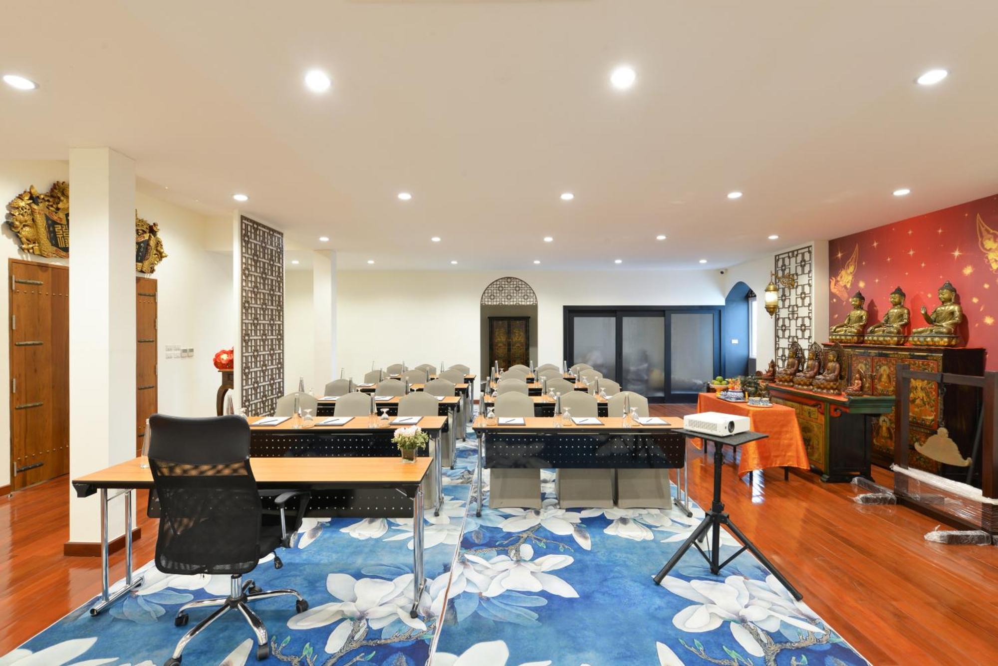De Pranakorn Hotel 5*