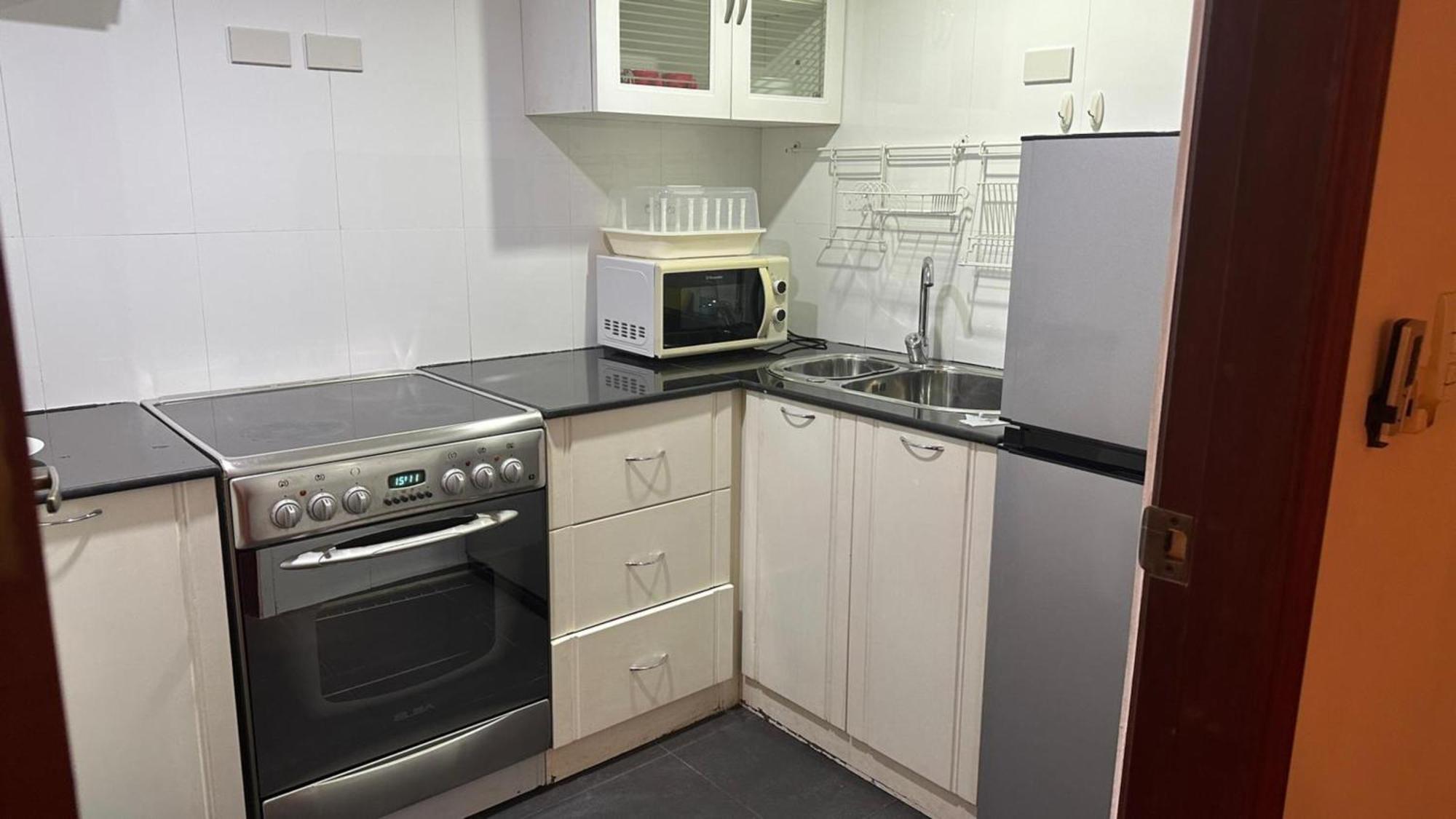 Omni Tower Sukhumvit Soi 4 Direct