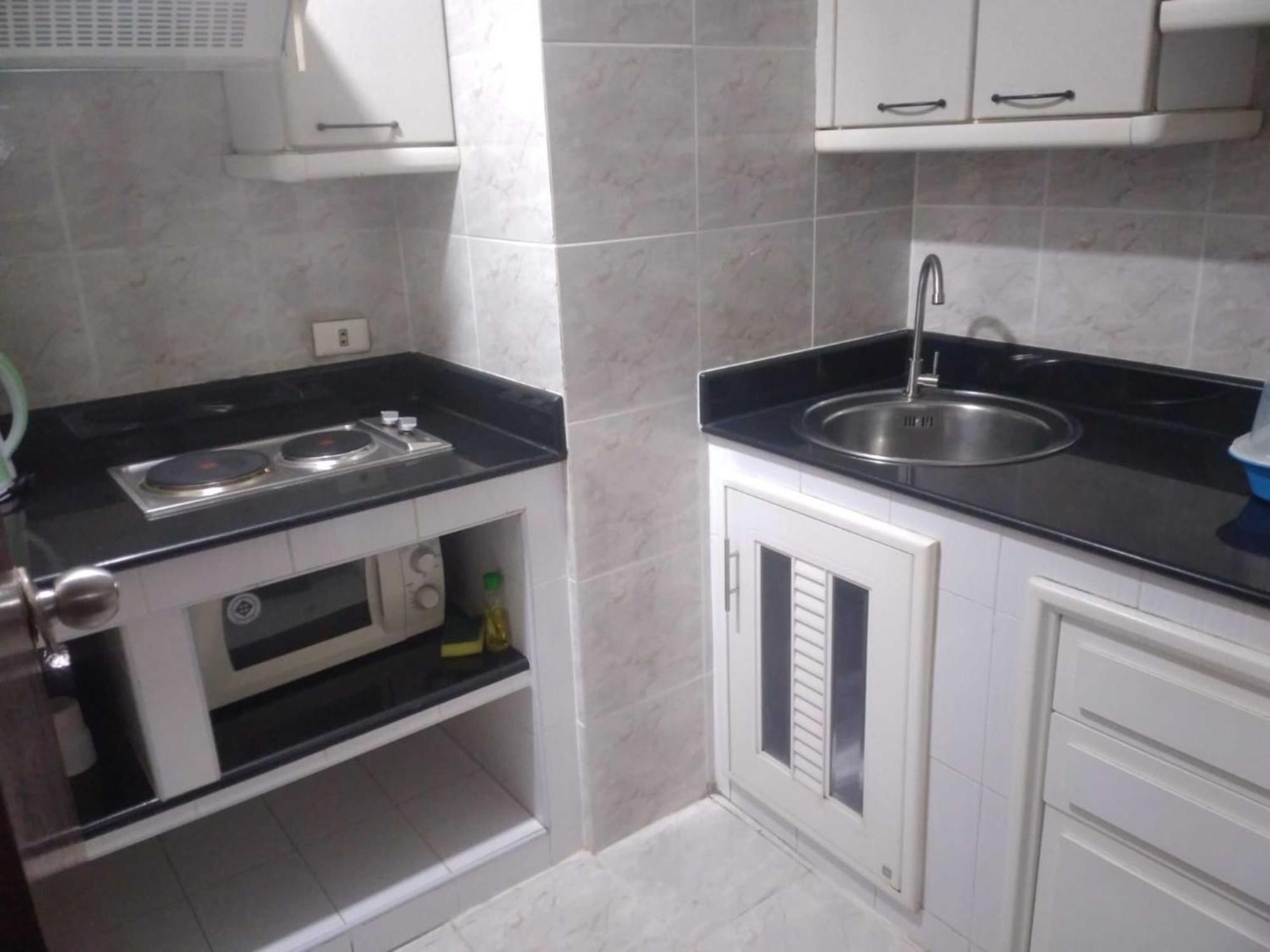 Omni Tower Sukhumvit Soi 4 Direct Apartment Bangkok