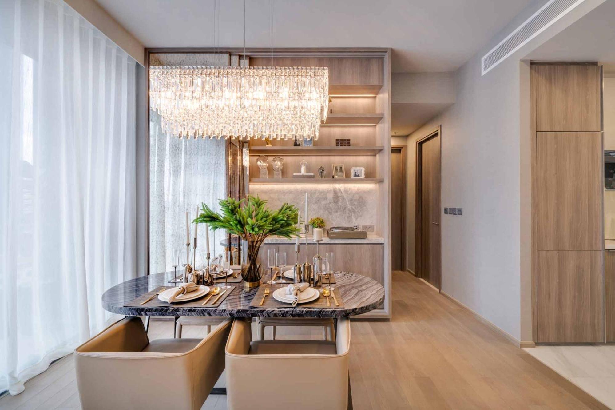 Ultra Classy Designer Central Asok Terminal 21 Apartment *