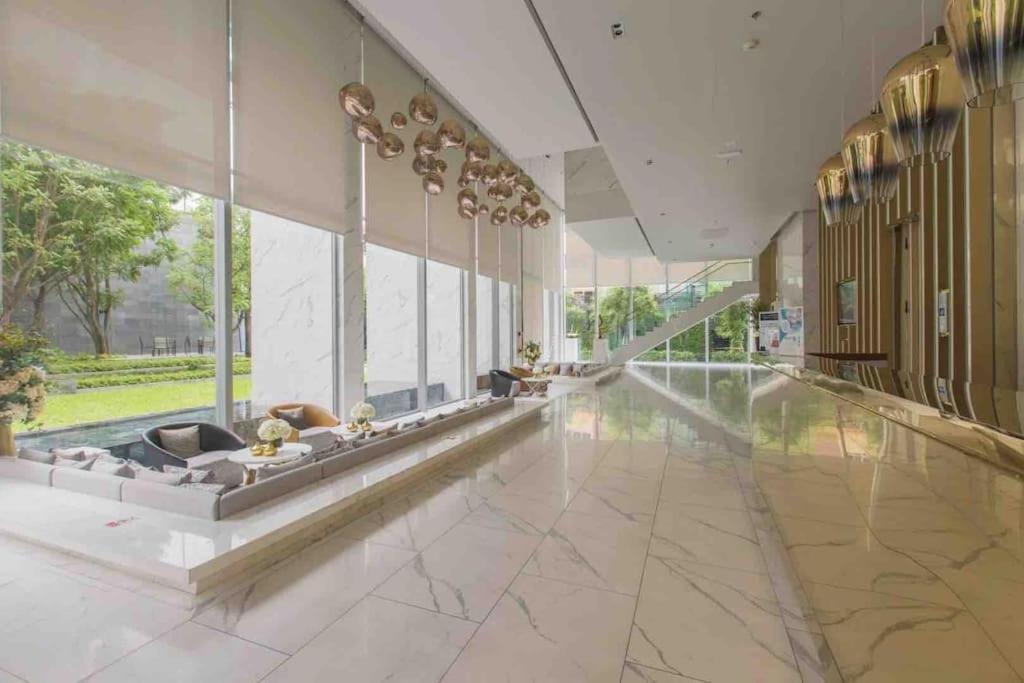 Apartment Hyde Sukhumvit 11 Nana & Five House