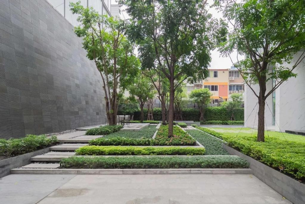 Hyde Sukhumvit 11 Nana & Five House