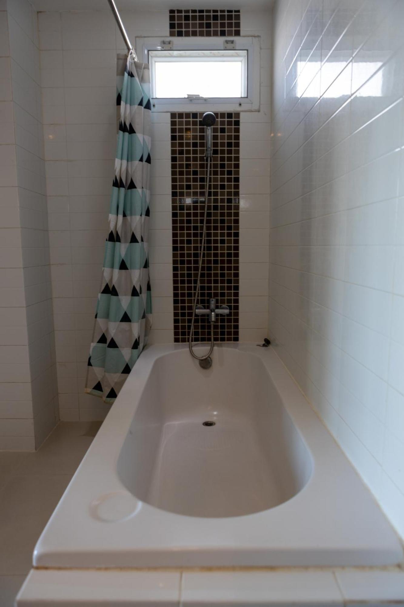 Go Thonglor 23 โกอินน์ ทองหล่อ 23 X Apartment Bangkok