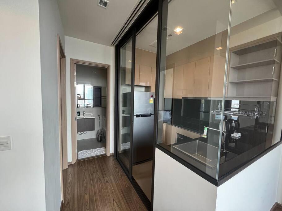 S71 Sukhumvit Big 1 Bedroom City ​​center Swim Gym Apartment *