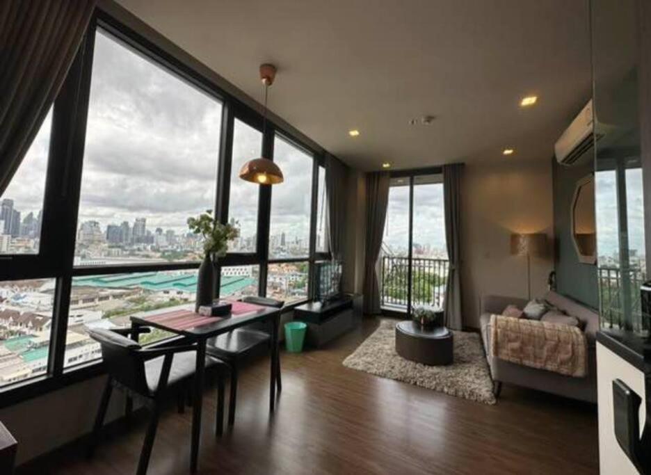 S71 Sukhumvit Big 1 Bedroom City ​​center Swim Gym Apartment *