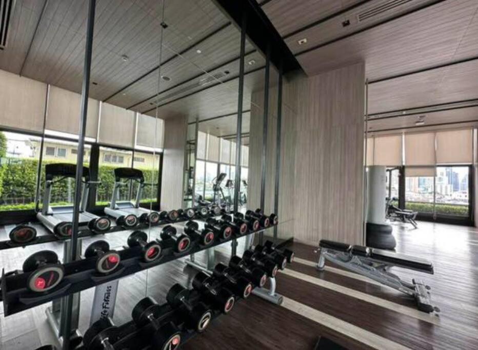 S71 Sukhumvit Big 1 Bedroom City ​​center Swim Gym * Bangkok