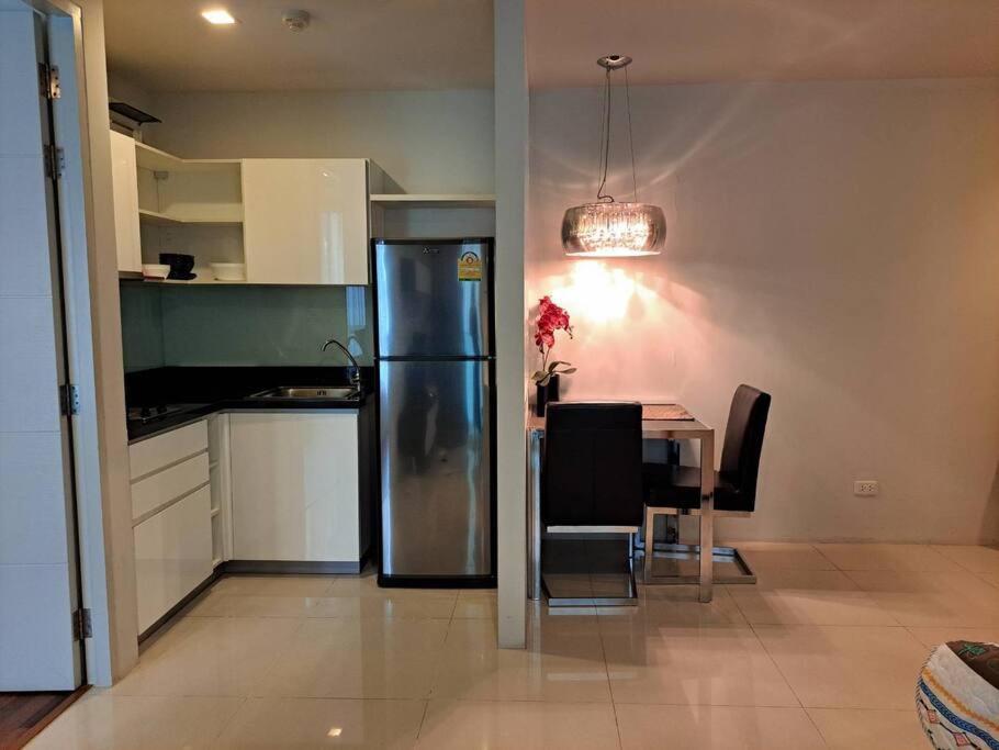 Apartment 1 Bedroom In Sukhumvit Cbd 5 Min To Bts Phromphong *