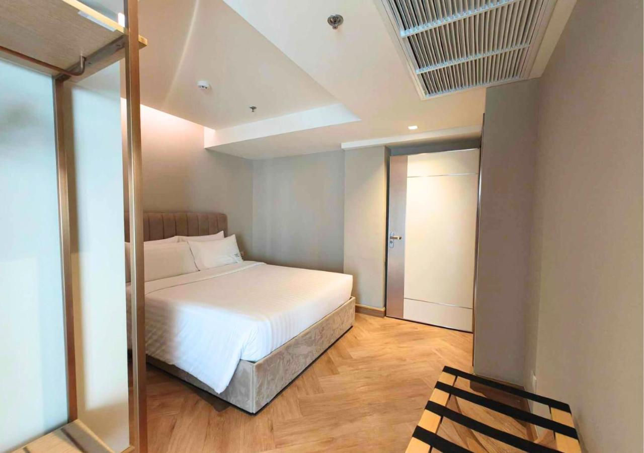 Away Riverside Kene Hotel