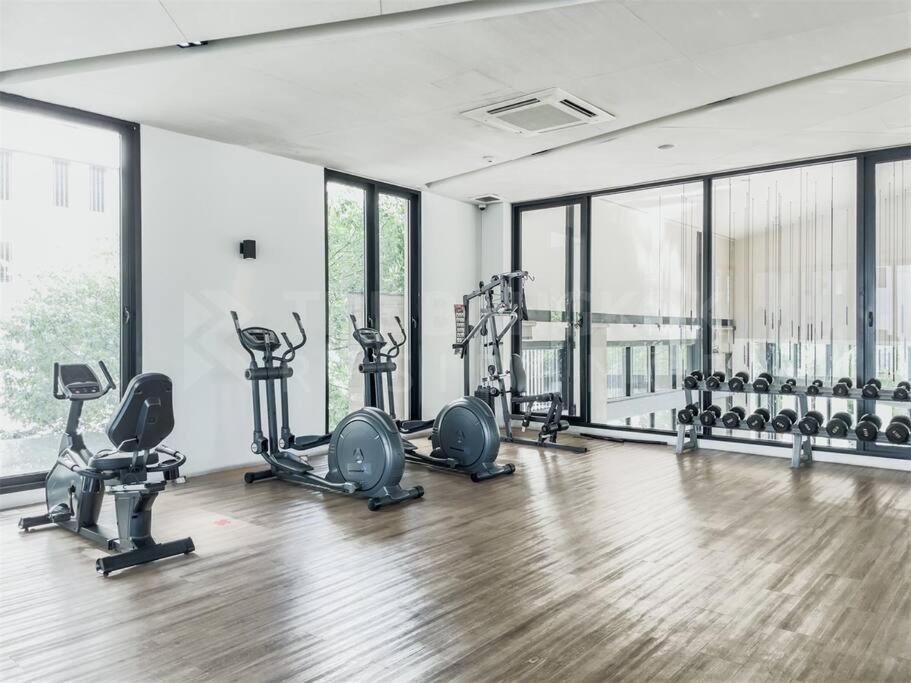 Bkk View 2 Beds 58sqm Apartment