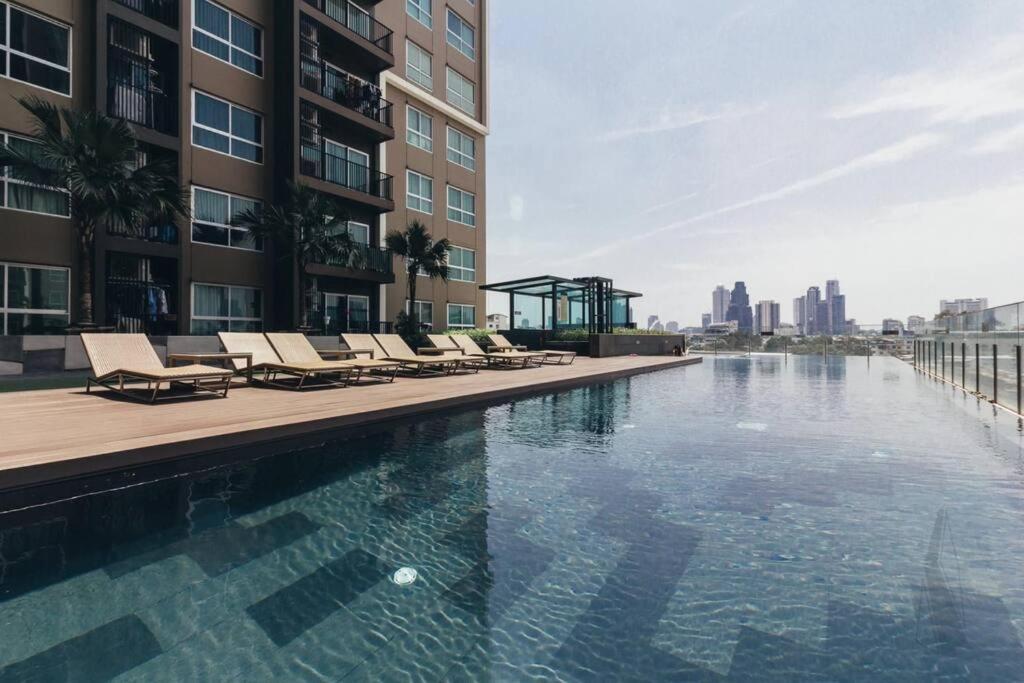 Bkk View 2 Beds 58sqm Apartment Bangkok