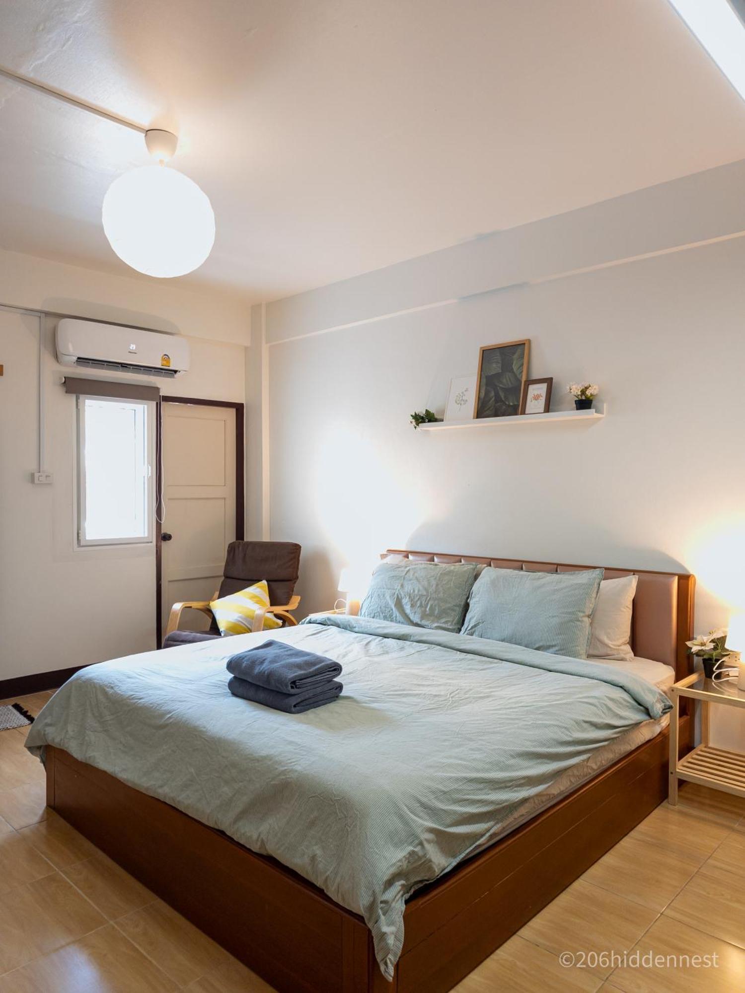Apartment 206hiddennest, Local With Street Food Only 15 Min Walk To Skytrain Bangkok