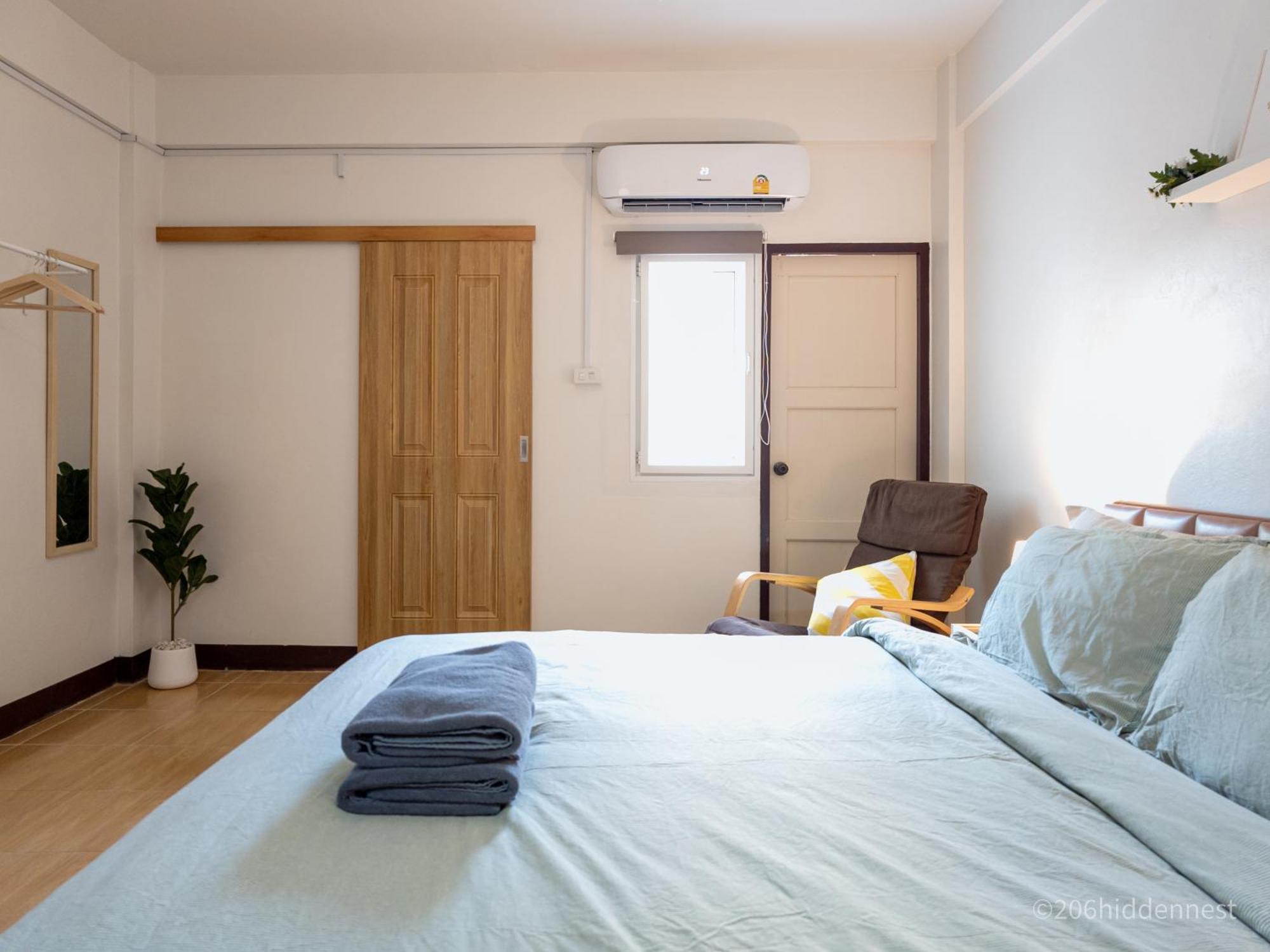 206hiddennest, Local With Street Food Only 15 Min Walk To Skytrain * Bangkok