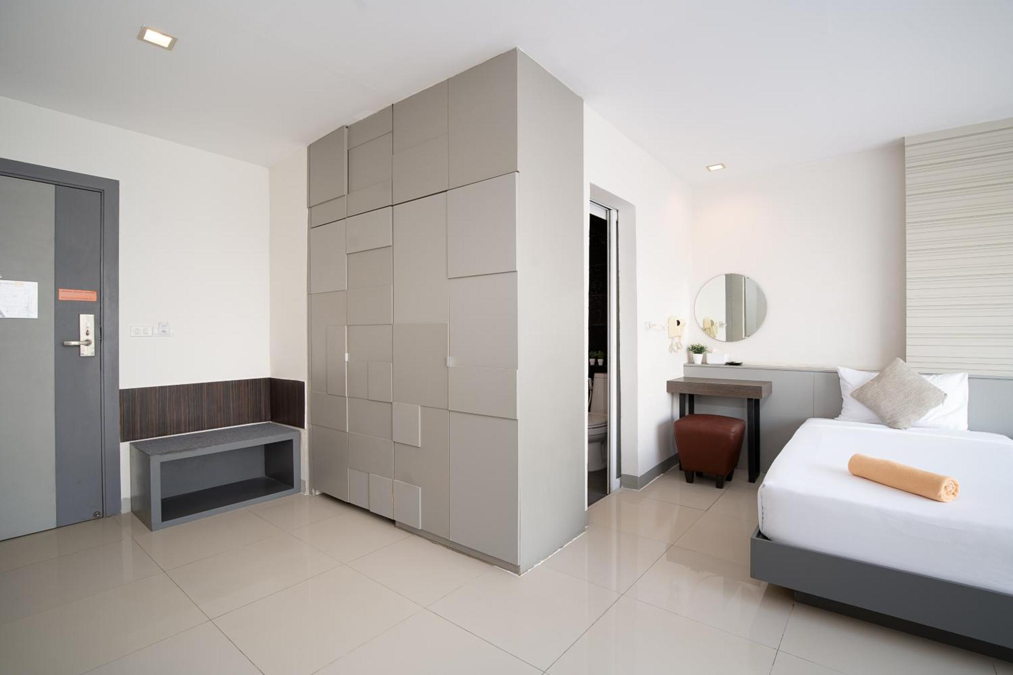 Leenova 5*