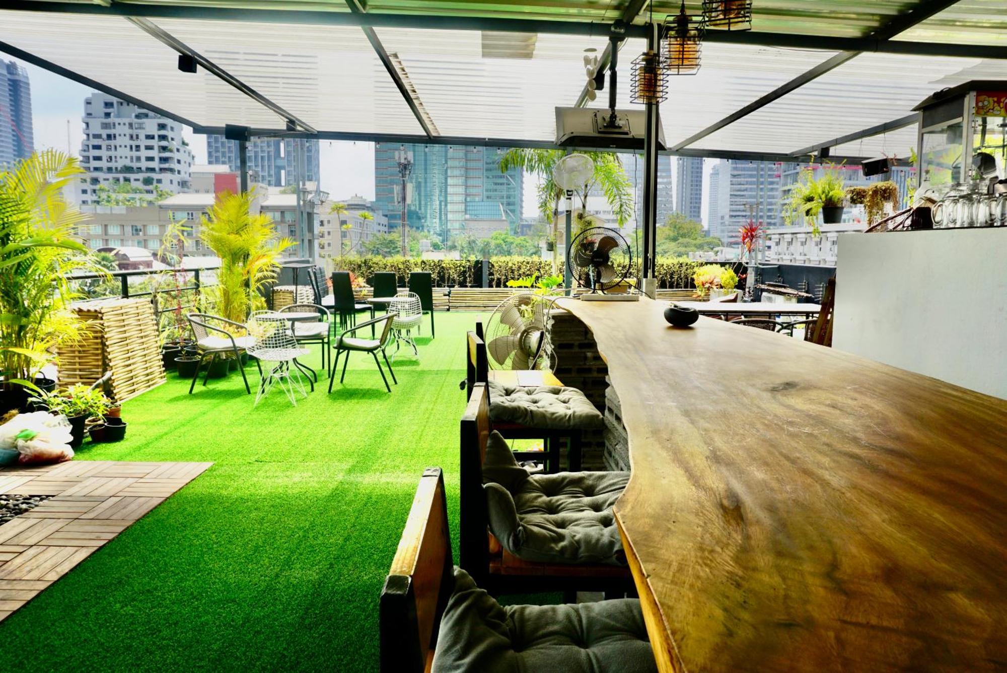 Appartement Silom Soi 3 Hash Hip And Funky With Rooftop View Bangkok