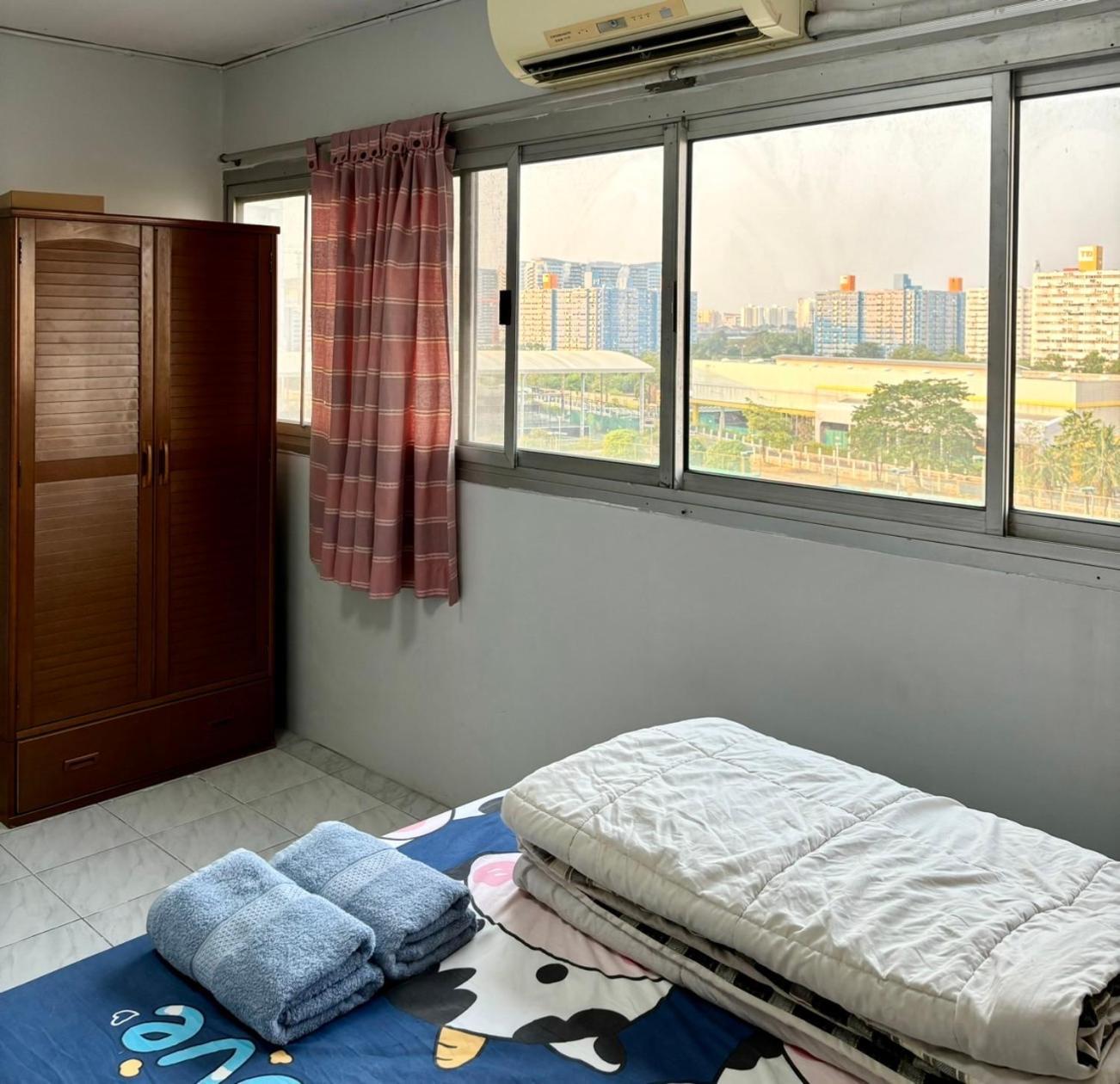 Apartment Popular T8 Near Impact.