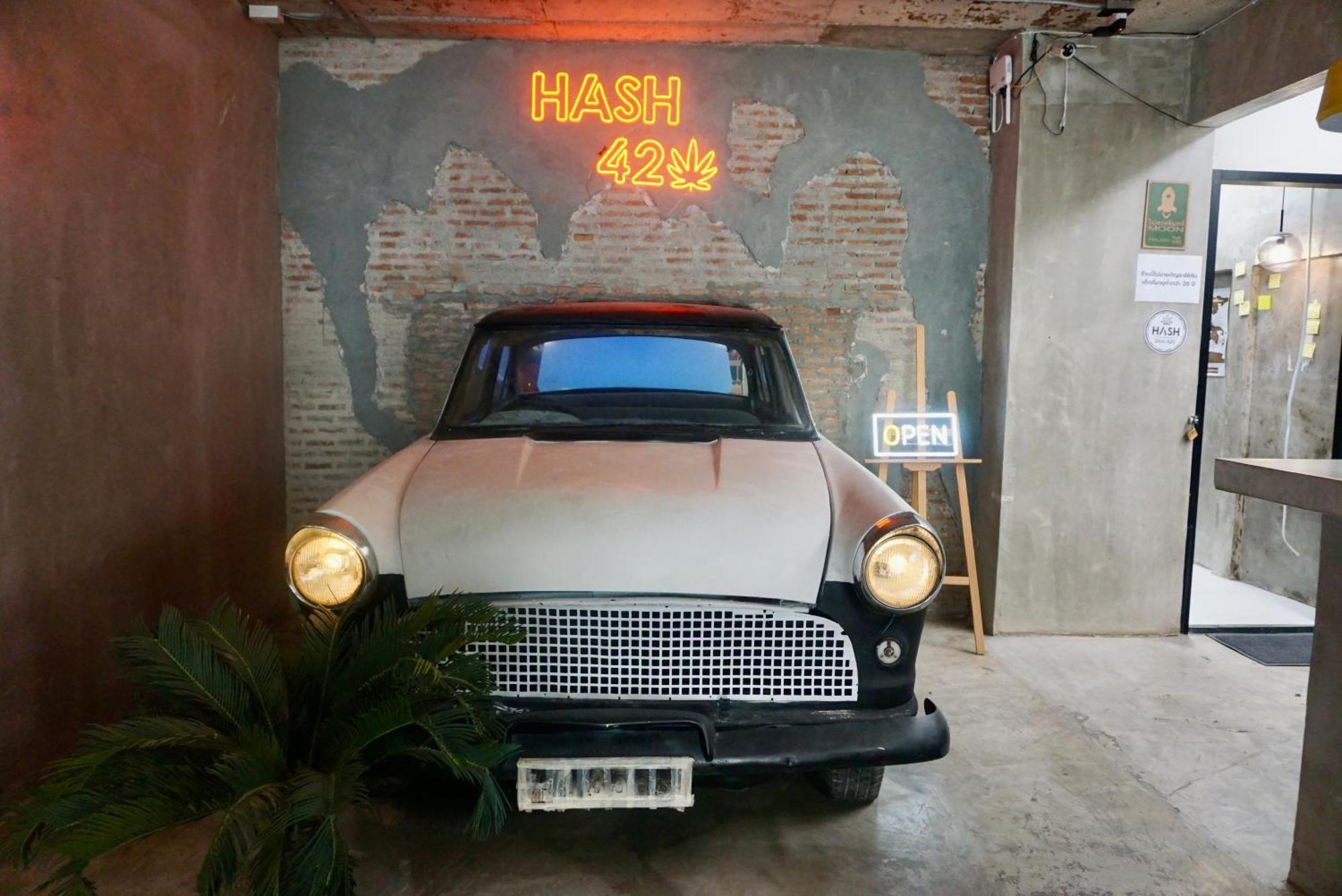 Pangsapuri Hip And Funky Silom Soi 3, With Rooftop View *