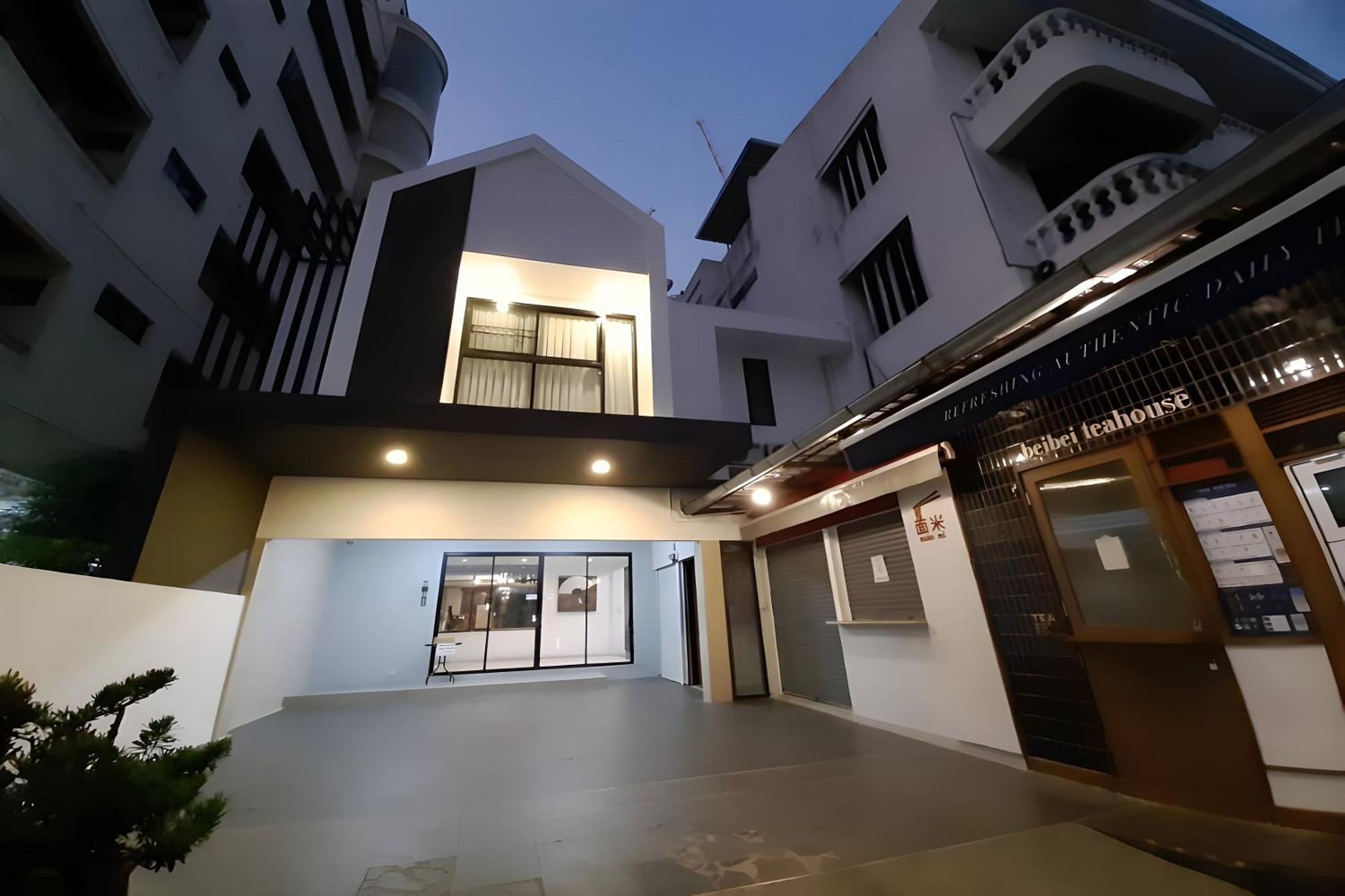 Hotel 23 Ava At Saladaeng
