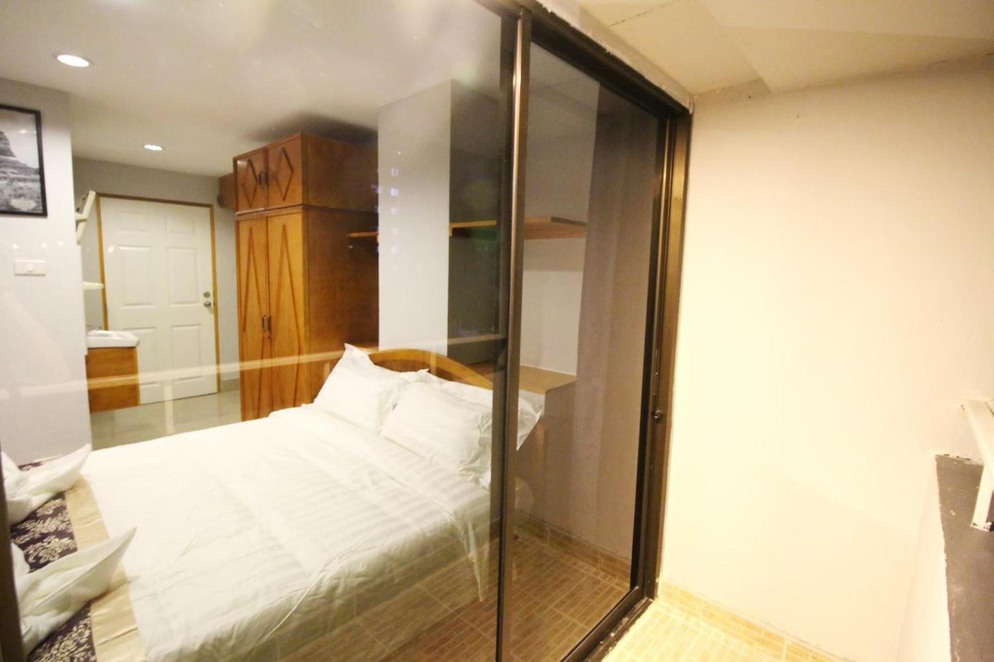 Liefdeshotel L
