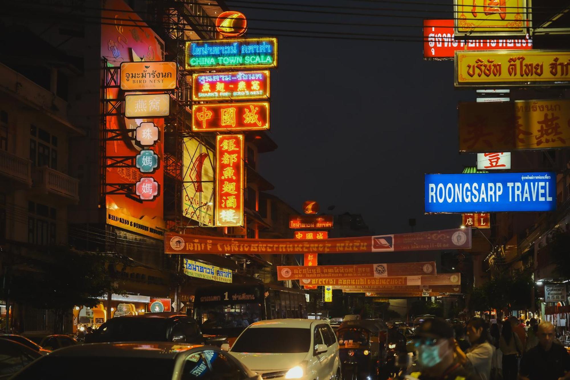 Apartment Hidden Gems In China Town, 2br *