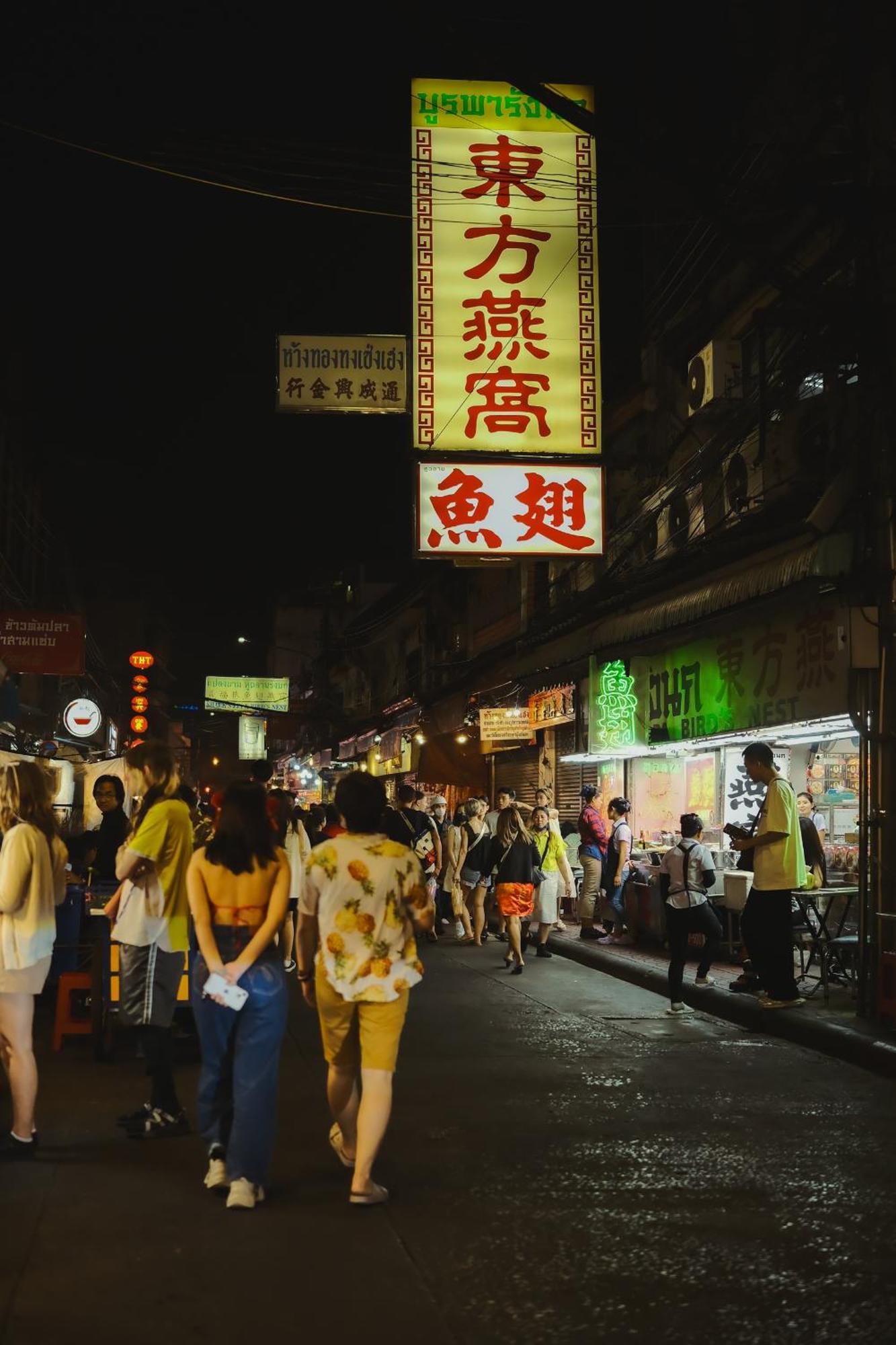 Hidden Gems In China Town, 2br Apartment *